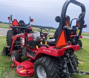 Mini tracteur à roues compact Massey Ferguson GC1715, qualité supérieure, performance durable, livraison rapide disponible dès maintenant - Product Image 6