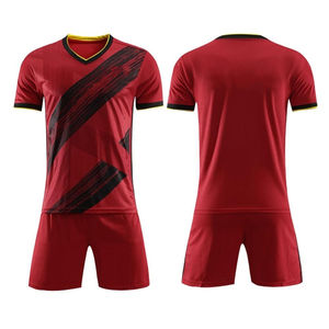 Nouvelle version 2023 de vêtements de football de couleurs unies pour l'équipe à séchage rapide uniformes de football de qualité supérieure pour l'entraînement et le jeu en équipe - Product Image 3