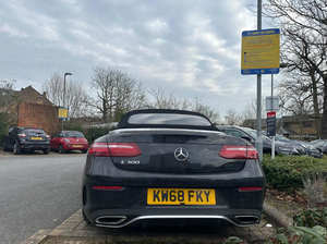 2018-2023 Noir Mercedes-Classe E Cabriolet Wagon 2.0 E300 AMG Line Automatique G-Tronic + Caméra arrière en cuir RWD Droite - Product Image 2