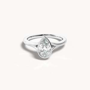 Anillo de Compromiso con Bisel de Pera - Anillo de Oro de 14k con Diamante Cultivado en Laboratorio - Product Image 1