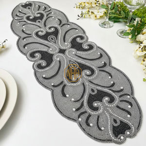 Chemin de table brodé de 36 pouces, perles de verre faites à la main, décoration de mariage de luxe, faible MOQ - Product Image 2