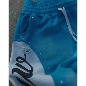 Pantalones Deportivos Holgados de Cintura Alta con Lavado Ácido Personalizado, Efecto Desgastado por el Sol, Bordados y Pedrería para Hombre - Product Image 4