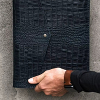 Étui pour ordinateur portable tout en cuir durable étui élégant de tous les jours pour votre appareil plusieurs couleurs tendance disponibles