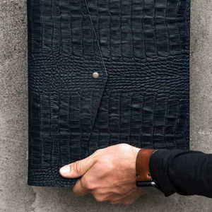 Funda para portátil de cuero duradera Funda para portátil Elegante para todos los días Lleve todo para su dispositivo Múltiples colores de tendencia disponibles - Product Image 1