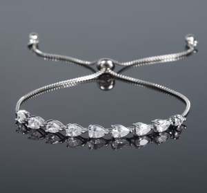 Elegante y Delicado Brazalete Deslizante de Plata de Ley Estilo Hip Hop para Mujer con Brillantes Piedras de Moissanita en Forma de Pera - Product Image 1