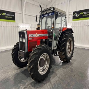 รถแทรกเตอร์ฟาร์ม Massey Ferguson 390 ขับเคลื่อน 4 ล้อ สีแดง ระบบเกียร์ขับเคลื่อนล้อ 80 แรงม้า อุปกรณ์การเกษตรประสิทธิภาพสูง - Product Image 2