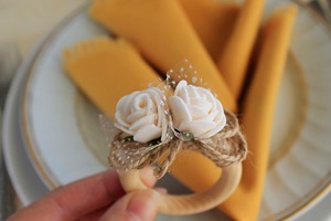 Anneau de serviette en rotin blanc artisanal pour une présentation élégante de la table, cuisine et occasions spéciales, vente en gros en provenance d'Inde - Product Image 5