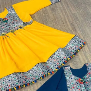 Vestido Afgano Kuchi Más Vendido para Niños, Hecho a Mano, Estilo Tribal Tradicional, Encaje, Mangas Largas, Talla Grande, Suministro ODM para Adultos - Product Image 3