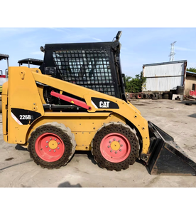 Bulldozer Usado 226B con Motor EPA de Alta Calidad en Buenas Condiciones, Venta Económica - Product Image 2