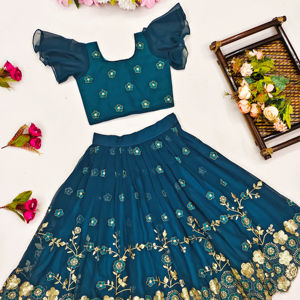 Conjunto de Lehenga Choli Bordado Azul Rama para Niñas de Shoryam Fashion |   Ropa Étnica Infantil para Bodas Indias, Fiestas, Vestido Largo - Product Image 1