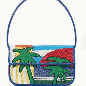 Sac à bandoulière vert lime en perles de verre, broderie ange signe zodiacal Vierge, sac à rabat, pochette de soirée pour femme, sac à main perlé fait main - Product Image 3