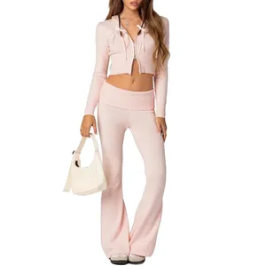 Ropa de otoño e invierno personalizada para mujer, Sudadera corta de lana, pantalones de chándal acampanados, conjunto de Sudadera con capucha para correr apilada, conjunto de dos piezas para mujer - Product Image 6