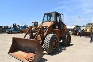 1989 Case W20C Chargeuse sur pneus à vendre | Robuste, prêt à fonctionner - Product Image 3