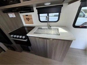 รถบ้านมือสอง ปี 2025 รุ่น Ve-n-t-u-re Rv Sonic 190VRB พร้อมขาย - Product Image 3