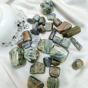 Piedras caídas de cianita azul a granel al por mayor, cristales curativos pulidos naturales para meditación y decoración de energía Reiki - Product Image 3