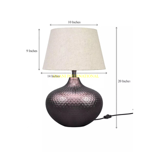 Lampe de table moderne en métal doré martelé avec abat-jour en tissu plissé gris design décoration lumineuse élégante pour chambre salon - Product Image 4