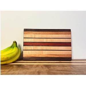 Planche à découper en bois élégante la plus demandée pour la coupe ou la sculpture et la présentation de nourriture élégante disponible au prix d'exportation - Product Image 1