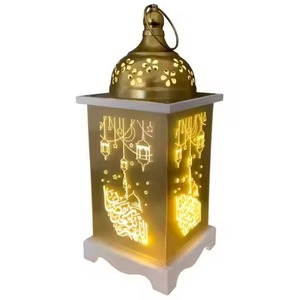 Farol Colgante Decorativo de Hierro Dorado con Diseño Árabe Musulmán para Eid Mubarak y Ramadán, Adornos para Mesa de Fiesta - Product Image 3
