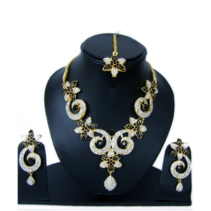 Collier ras du cou de style vintage pour femmes bijoux gothiques pour fêtes, concerts et événements nocturnes - Product Image 4