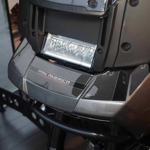 Adesivi 3D Compatibili per Harley Davidson Pan America, Protezione Anteriore, Pad Serbatoio, Adesivo per Moto - Product Image 1