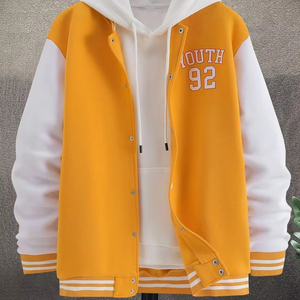 Ergonómico Varsity Streetwear Chaquetas clásicas de mezclilla Varsity Símbolo de logro icónico con estilo atemporal - Product Image 1