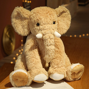 Oreiller de poupée éléphant de bébé unisexe personnalisé mignon jouet en peluche pour le confort de la Saint-Valentin dormir ou jouer - Product Image 2