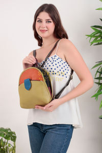 Sac à dos convertible pour femmes bohème de haute qualité Nouveau design en cuir recyclé RFID pour les voyages d'affaires de loisirs colorés - Product Image 2