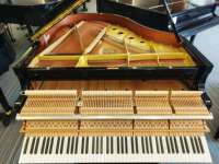 Yamahas G1E Grand Piano 88-Key Solid Wood Classic Stage Studio Concert Performance Rich Tone Elegant Design second hand