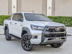 Toyota Hilux GR V4 TRD Off-Road 2020 Nueva/Usada, 2.7L Diésel, Automática, Techo Solar, Asientos de Cuero Oscuro, 6 Plazas, 24000km, Luces LED Traseras de 360° - Product Image 3
