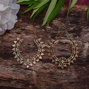 Boucles d'oreilles Mandala Tribal en laiton Vintage faites à la main personnalisable grande taille Boho ethnique cerceau Festival bijoux - Product Image 4
