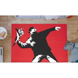 Alfombra Banksy Lanzador de Flores: Alfombra con detalles rojos impresa en 3D, con pelo suave - Product Image 4
