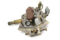 Premium katı pirinç seyir Sextant çift teleskoplar dayanıklı QG kurumsal zarif ahşap kutu tekne kullanımı deniz toplayıcı