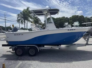 Bateau de pêche sportif et de loisirs Premiumm Commander CenterConsole d'occasion 2015, durable, pour l'aventure en famille, 20 pieds avec remorque - Product Image 6