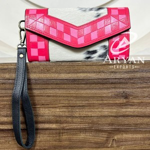 กระเป๋าคลัทช์สำหรับผู้หญิงกระเป๋าสตางค์หนังวัวแบบถือกระเป๋าคลัทช์ลายลายตารางหมากรุกสีชมพูสำหรับ2025 - Product Image 1