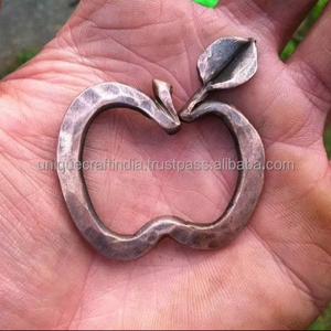 Nouveau Style En Gros pendentifs en métal Collier en métal de haute qualité Pendentif en métal personnalisable Prix abordable de l'Inde par UCI - Product Image 2