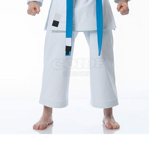 Uniforme de karaté de qualité supérieure avec logo personnalisé, nouveau design, uniforme d'arts martiaux à vendre - Product Image 6