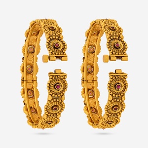 190642 Antique Fashion Bangle - Product Image 4