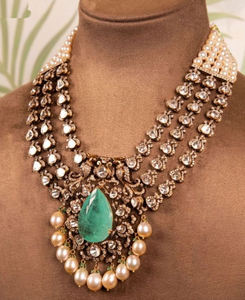 Conjunto de Collar de Latón con Circonita de 24 Quilates de Alta Calidad, Hecho a Mano, con Colgante - Diseño Clásico Único y Elegante para Bodas y Fiestas - Product Image 1