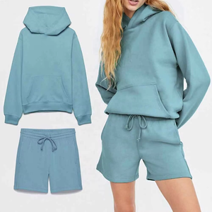 Ensemble short et sweat à capuche oversize pour femme, coupe droite, tissu respirant, confort décontracté pour l'été - Product Image 5