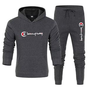 Conjunto Deportivo Casual de Invierno para Hombre 2025, 2 Piezas, Sudadera con Capucha y Pantalones Deportivos, Estampado Urbano, 100% Algodón - Product Image 6