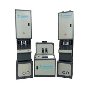 Exportador líder de 2200 botellas por hora Capacidad de producción Máquina semiautomática de moldeo por soplado para envasado de agua mineral - Product Image 1