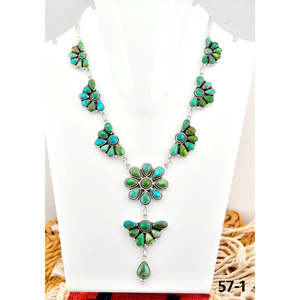 Collar de Plata de Ley y Turquesa Estilo Suroeste, Valle Esmeralda, Joyería Cultural Coleccionable - Product Image 1