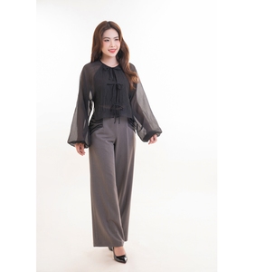 Venta al por mayor Camisa de gasa Verano Nuevo estilo Versátil Suelto Nuevas blusas de mujer Cuello redondo Manga larga Prendas de abrigo femeninas - Product Image 1