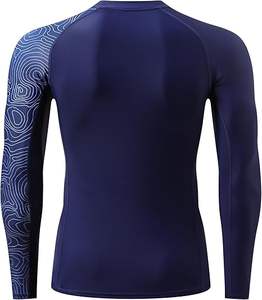 ชุดป้องกันผดผื่นแขนยาวสำหรับผู้ชายพิมพ์ลายซับลิเมตและระบายอากาศได้ดีสำหรับกีฬาพร้อมโลโก้บนเสื้อตามสั่ง - Product Image 4