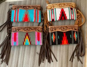 Manta de sillín azteca, bolso de cuero, bolso de mano con flecos de cuero, bolso cruzado de diseñador de estilo occidental - Product Image 3