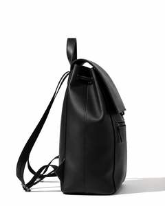 Sac à dos en cuir pleine fleur avec rabat – Sac de voyage et de ville tendance - Product Image 4