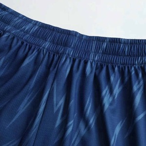 Ensemble de shorts en jersey de polyester respirant de haute qualité uniforme de basket-ball imprimé pour la saison estivale nouvelle conception compétitive - Product Image 6