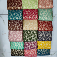 Tissu Brocart en Soie 100% Premium Imprimé Jacquard Tricoté Écologique Biologique Poids Moyen pour Robes de Filles et Vêtements de Mariage Tendance