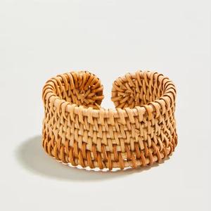 Vietnam fait à la main tissé paille osier tresse ethnique déclaration gros Bracelet rotin géométrique Bracelet Premium cadeau à bas prix - Product Image 3