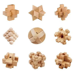 Conjunto de 9 Cubos de Madera para Armar, Cubos Mágicos Personalizables, Juguete Educativo con Características Mágicas, Empaquetado en Caja - Product Image 2